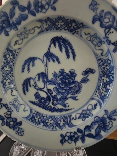 古玩陶瓷雍正青花盤真品鑒賞圖