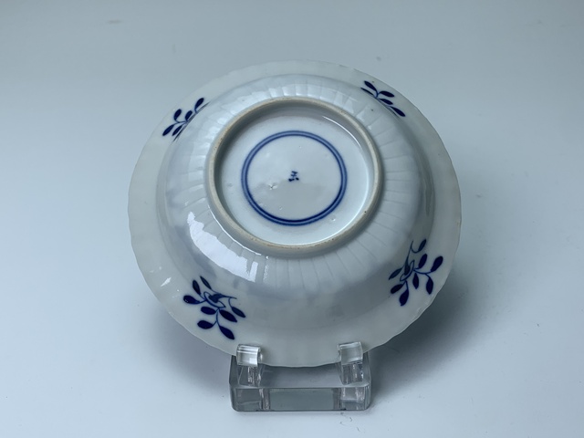 古玩陶瓷清晚期·青花花卉紋盤拍賣,當前價格108元