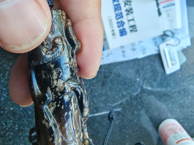 古玩玉器仿古做舊玉勒子真品鑒賞圖