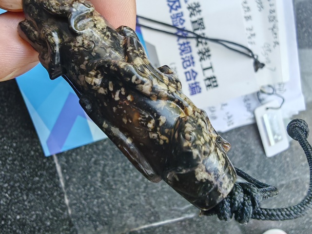 古玩玉器仿古做舊玉勒子真品鑒賞圖