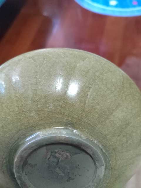 古玩陶瓷龍泉窯青釉盤真品鑒賞圖