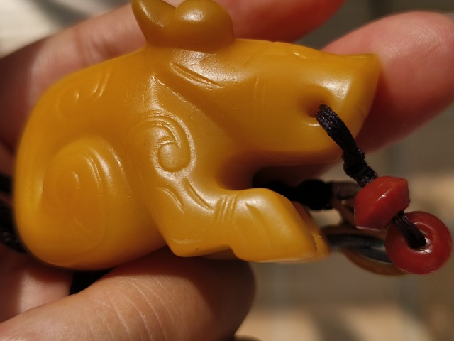 古玩玉器和田玉獸真品鑒賞圖