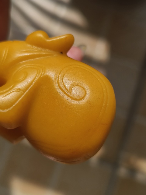 古玩玉器和田玉獸真品鑒賞圖