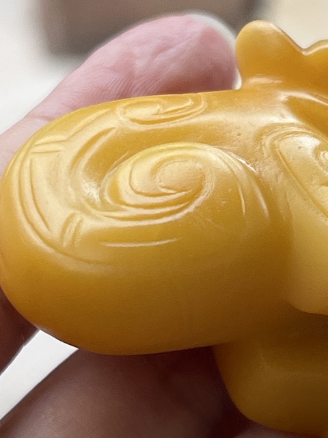 古玩玉器和田玉獸真品鑒賞圖