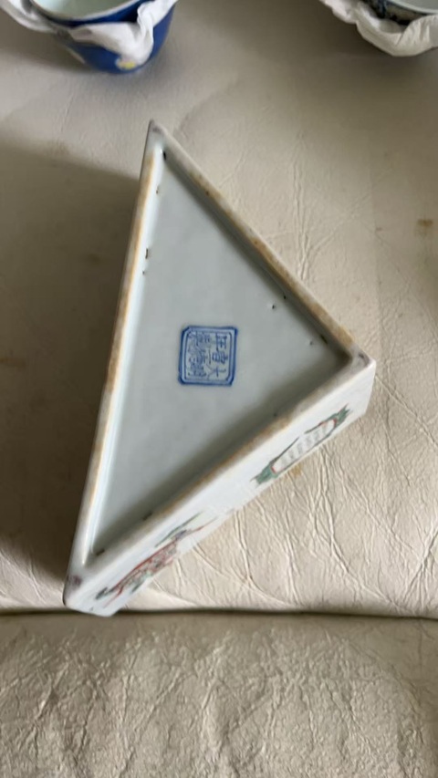 古玩陶瓷無雙譜粉彩角碗真品鑒賞圖