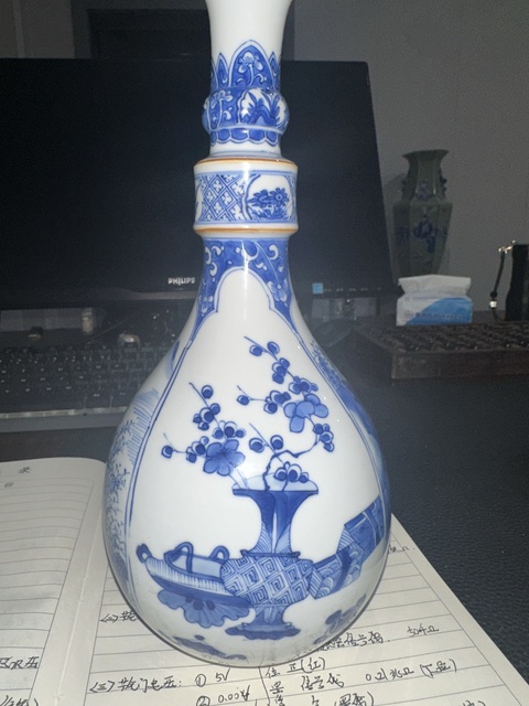 古玩陶瓷瓶真品鑒賞圖