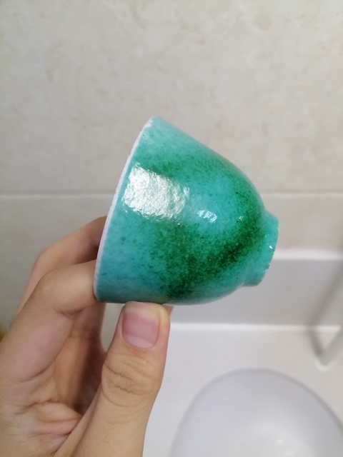古玩陶瓷吹綠釉杯真品鑒賞圖