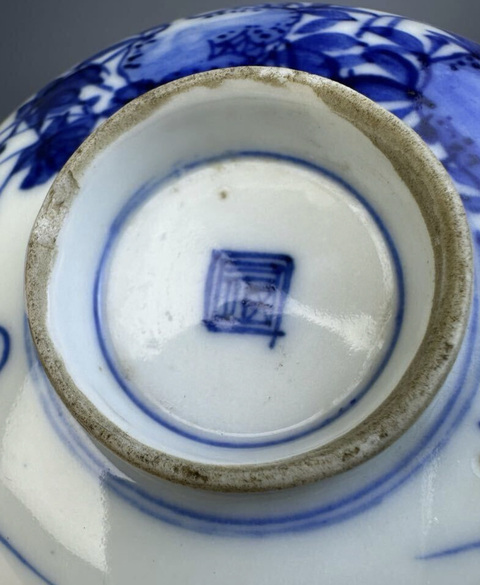 古玩陶瓷青花蓋碗真品鑒賞圖