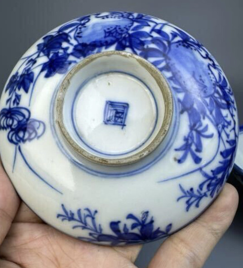 古玩陶瓷青花蓋碗真品鑒賞圖