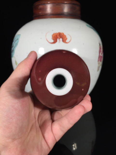 古玩陶瓷祭紅釉瓶真品鑒賞圖
