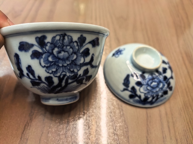 古玩陶瓷清中嘉道牡丹花蓋碗真品鑒賞圖