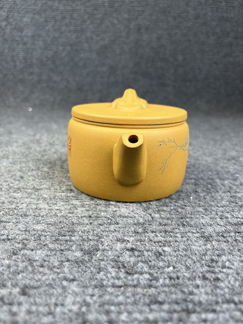 古玩雜項(xiàng)紫砂壺拍賣,當(dāng)前價(jià)格388元