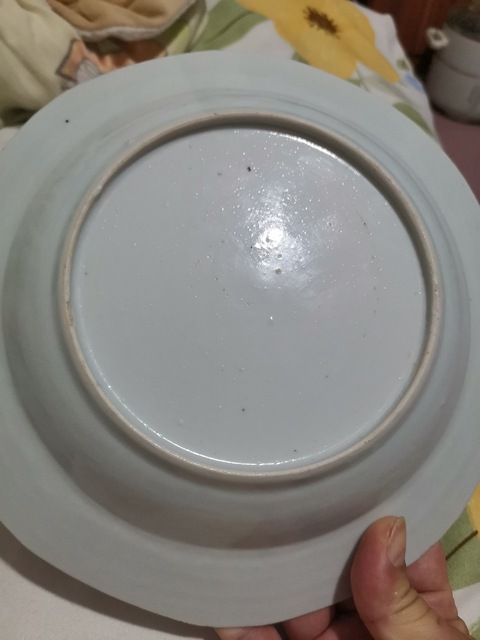 古玩陶瓷樓臺亭閣山水紋青花盤真品鑒賞圖