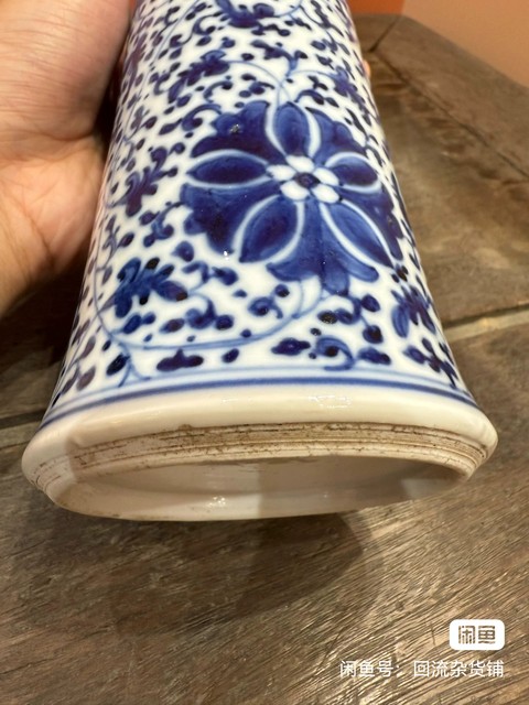 古玩陶瓷花卉紋青花花觚真品鑒賞圖