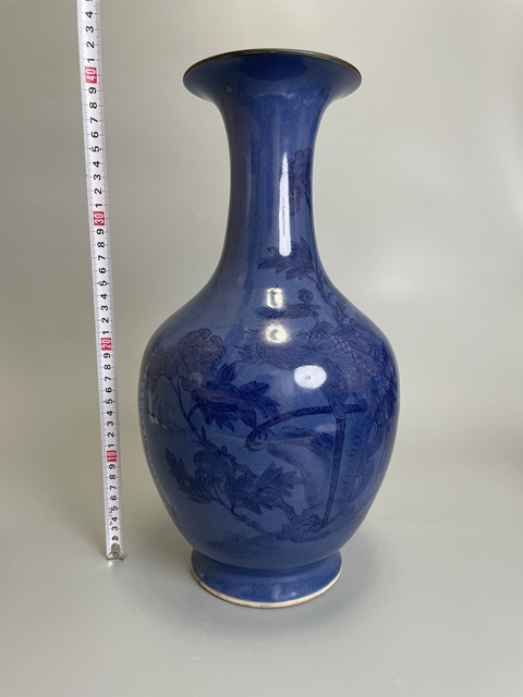 古玩陶瓷清中期 藍上藍洞石雙鳳牡丹紋大賞瓶(無款官)真品鑒賞圖