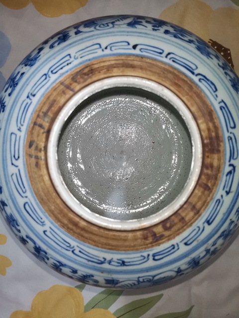 古玩陶瓷清中期纏枝花四囍紋蓋罐拍賣,當前價格5000元