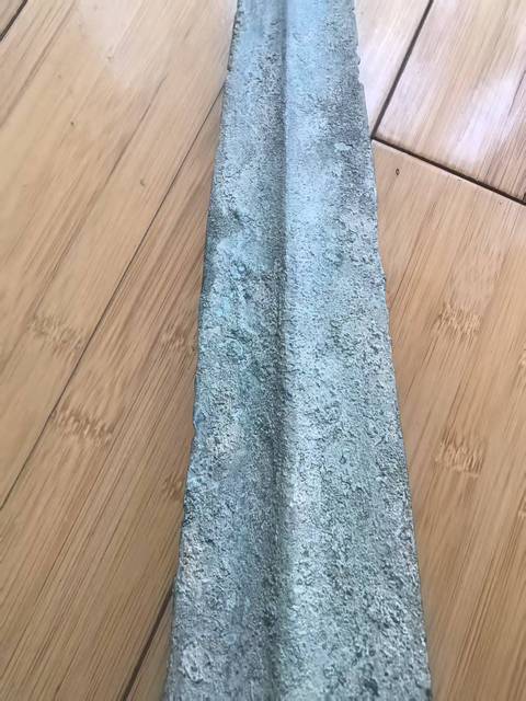 古玩銅器長矛真品鑒賞圖
