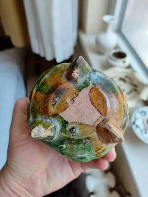 古玩陶瓷元代三彩貼龍紋三足爐真品鑒賞圖