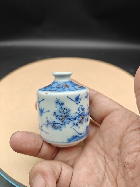 古玩陶瓷青花釉里紅鼻煙壺拍賣,當前價格2200元