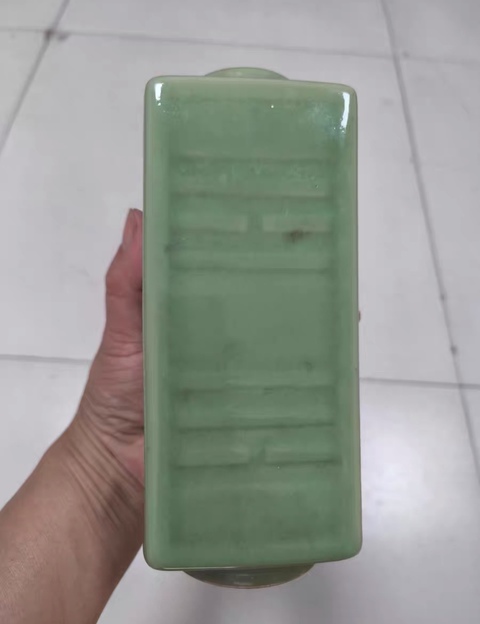 古玩陶瓷豆青釉琮式瓶真品鑒賞圖