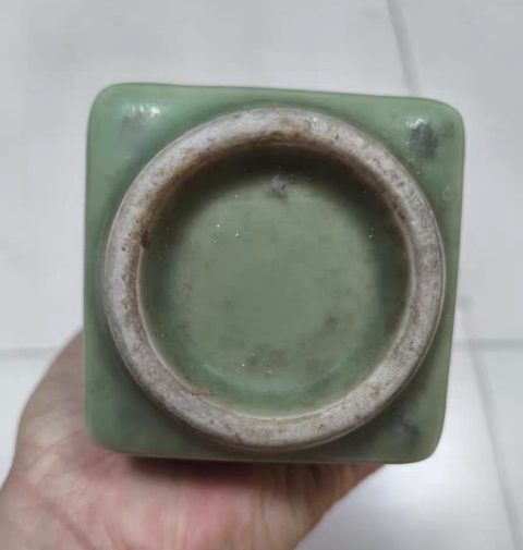 古玩陶瓷豆青釉琮式瓶真品鑒賞圖