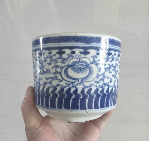 古玩陶瓷青花花卉紋香爐拍賣,當前價格1200元