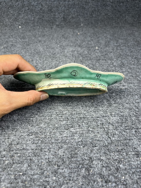 古玩陶瓷粉彩花卉紋盤拍賣，當前價格399元