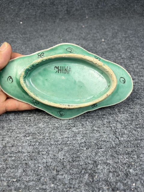 古玩陶瓷粉彩花卉紋盤拍賣，當前價格399元