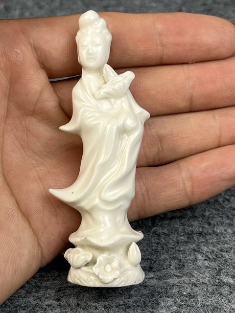 古玩陶瓷德化窯觀音塑像拍賣,當前價格688元