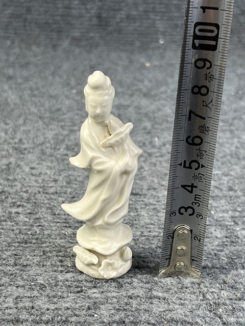 古玩陶瓷德化窯觀音塑像拍賣,當前價格688元