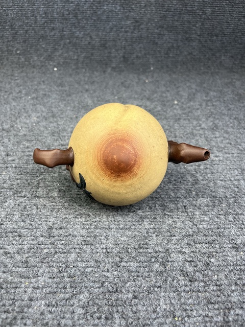 古玩陶瓷紫砂倒流壺拍賣，當前價格188元