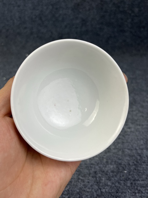 古玩陶瓷胭脂紅軋道開窗粉彩壽桃紋茶圓拍賣,當前價格456元