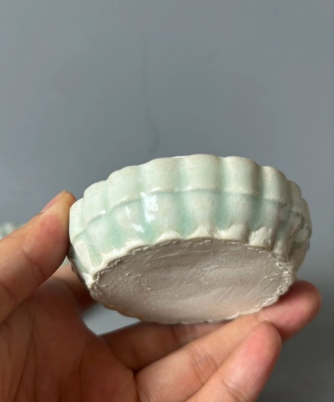古玩陶瓷湖田窯青白釉粉盒真品鑒賞圖