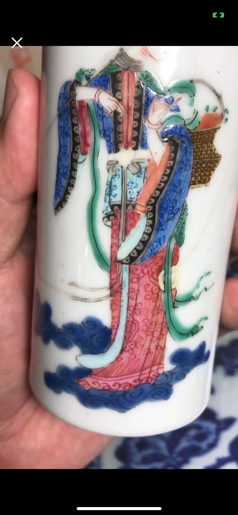 古玩陶瓷仕女紋粉彩鼻煙壺真品鑒賞圖