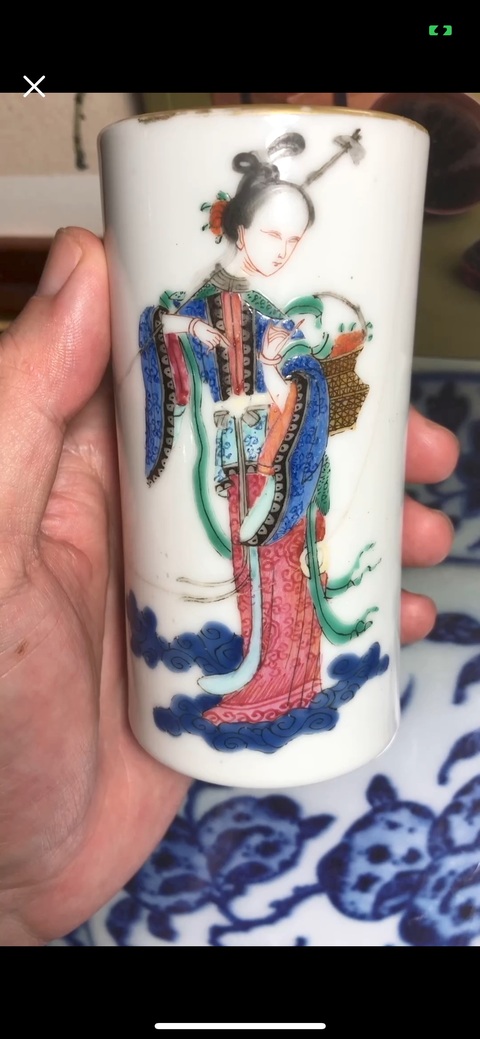 古玩陶瓷仕女紋粉彩鼻煙壺真品鑒賞圖