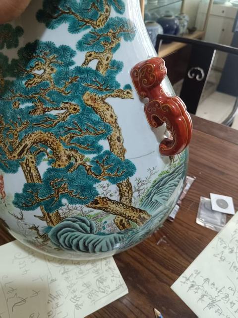 古玩陶瓷粉彩百鹿尊真品鑒賞圖