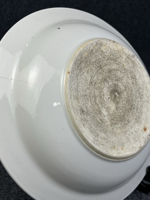 古玩陶瓷粉彩花鳥紋盤真品鑒賞圖
