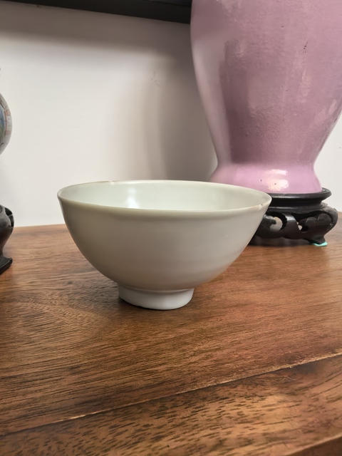 古玩陶瓷晚明白釉茶碗真品鑒賞圖