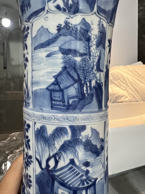 古玩陶瓷山水花卉紋青花花觚真品鑒賞圖