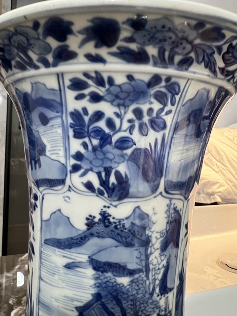 古玩陶瓷山水花卉紋青花花觚真品鑒賞圖