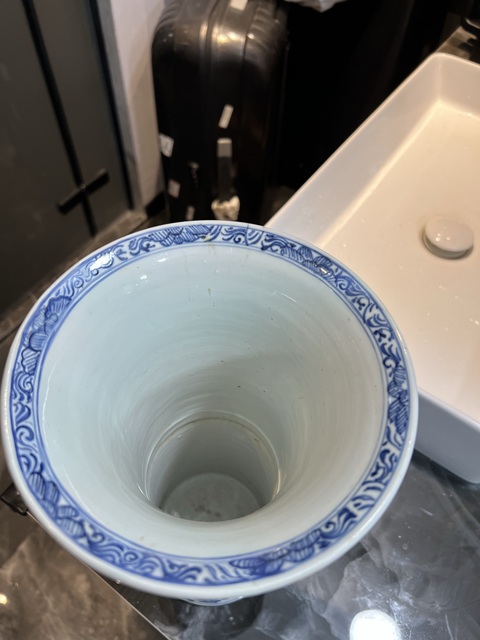 古玩陶瓷山水花卉紋青花花觚真品鑒賞圖