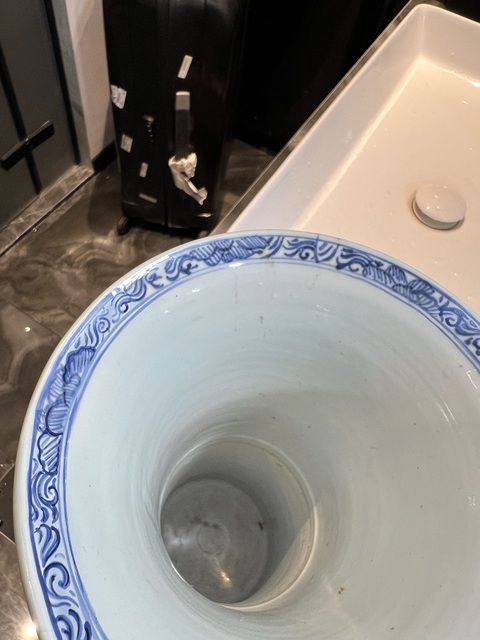 古玩陶瓷山水花卉紋青花花觚真品鑒賞圖