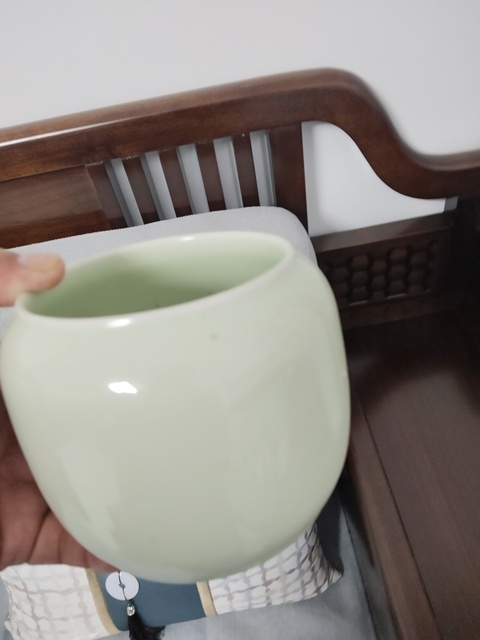 古玩陶瓷翠青釉圍棋罐真品鑒賞圖
