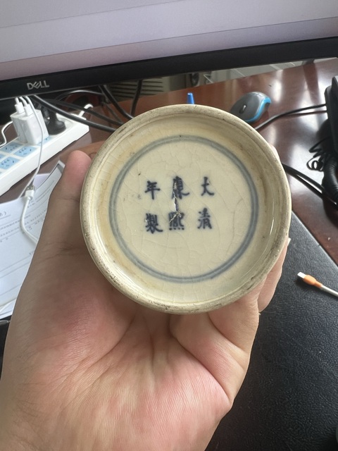 古玩陶瓷煨瓷青花人物故事紋撇口瓶真品鑒賞圖