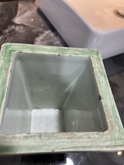 古玩陶瓷花鳥紋花盆真品鑒賞圖