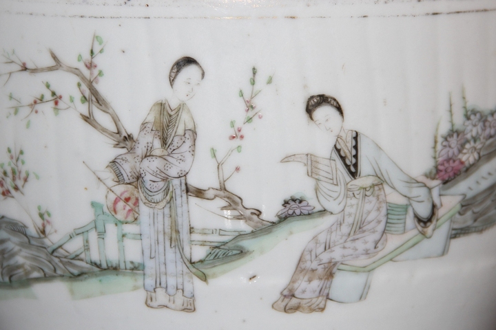 古玩陶瓷民國(guó)?粉彩仕女圖四系瓜棱罐(全品)拍賣,當(dāng)前價(jià)格818元