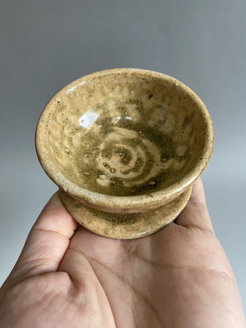 古玩陶瓷青釉盞托真品鑒賞圖