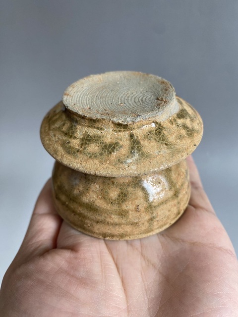 古玩陶瓷青釉盞托真品鑒賞圖