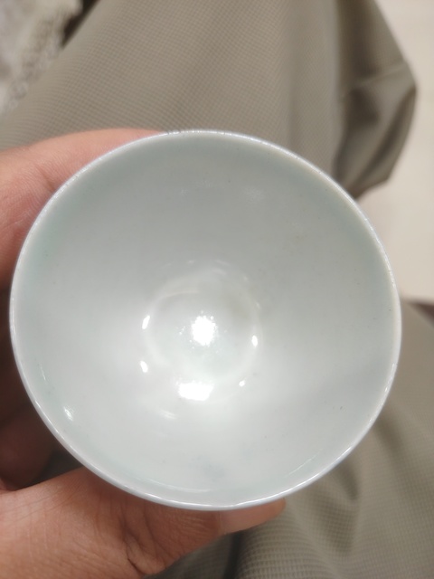 古玩陶瓷大雞圖粉彩杯真品鑒賞圖