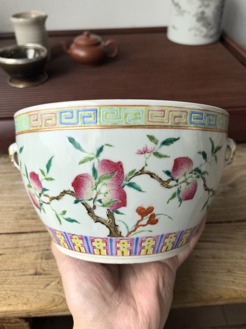 古玩陶瓷粉彩福壽紋粥罐真品鑒賞圖